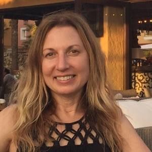 Meet your Posher, Lynn